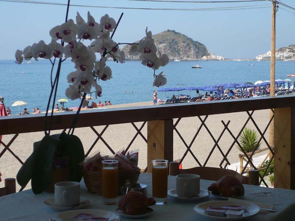 Bed and Breakfast Zi Bak Barano dʼIschia Exterior foto